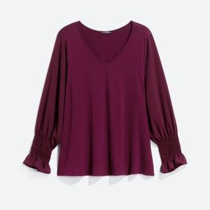 Amila ruffle sleeve knit top. Burgundy.